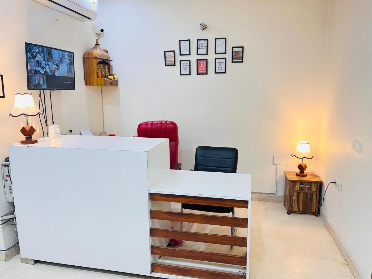 Hotel Park Pride Pitampura New Delhi, Couple Friendly Εξωτερικό φωτογραφία