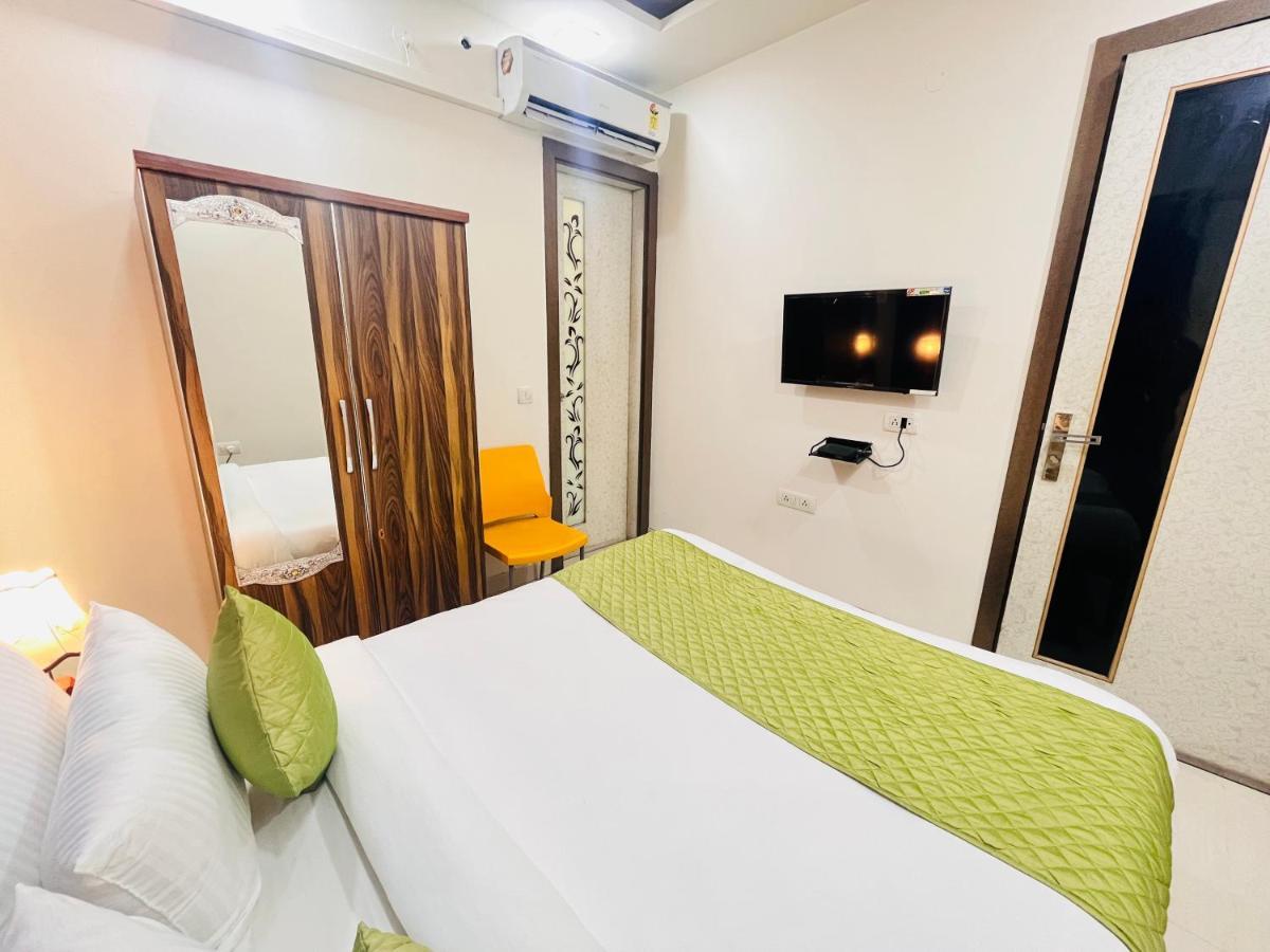 Hotel Park Pride Pitampura New Delhi, Couple Friendly Εξωτερικό φωτογραφία