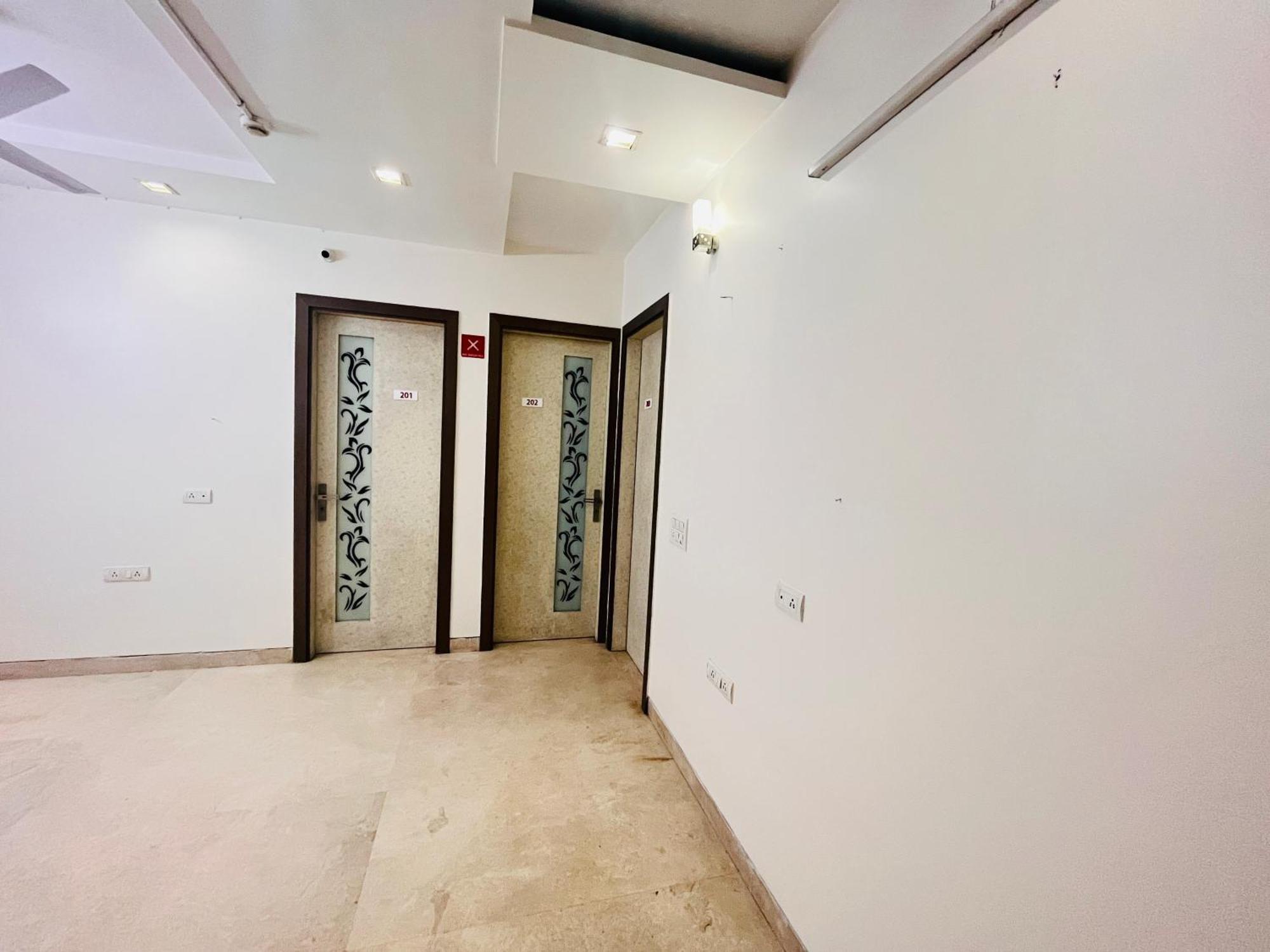 Hotel Park Pride Pitampura New Delhi, Couple Friendly Εξωτερικό φωτογραφία