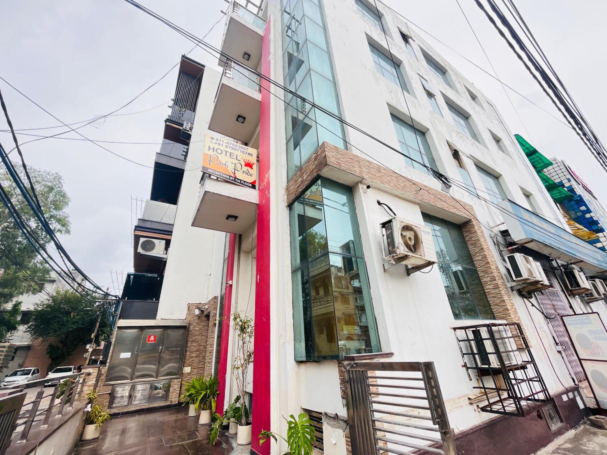 Hotel Park Pride Pitampura New Delhi, Couple Friendly Εξωτερικό φωτογραφία
